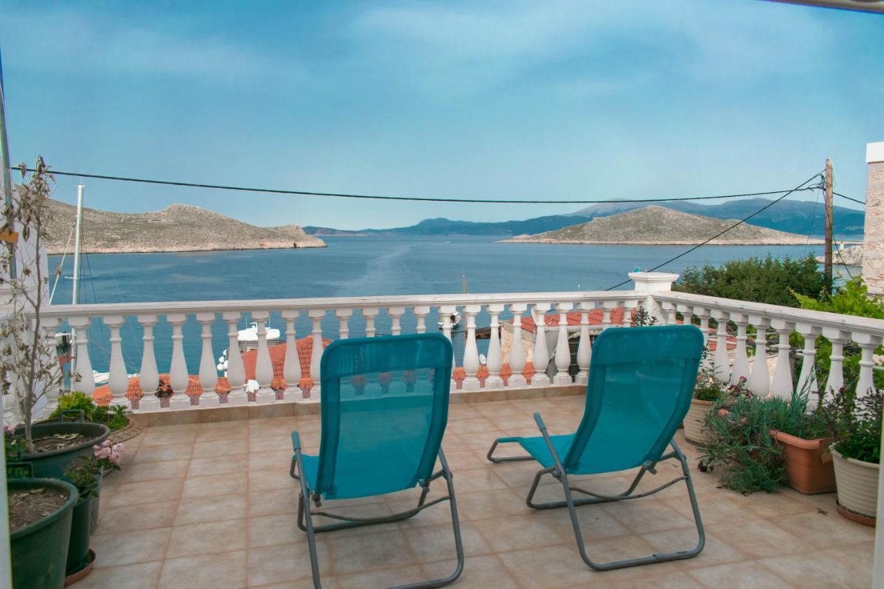Villa Niovi Chalki Town Екстер'єр фото
